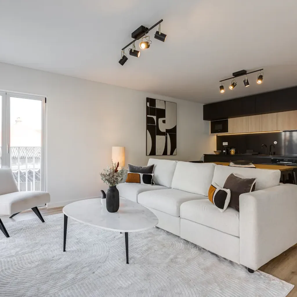 3c85572c-b7e7-45c2-9221-c887d59a956a